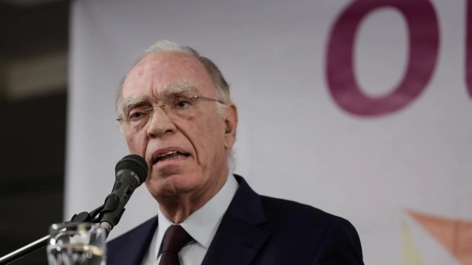 Ενωση Κεντρώων: Δύο το πολύ τρεις μήνες μένουν στην κυβέρνηση